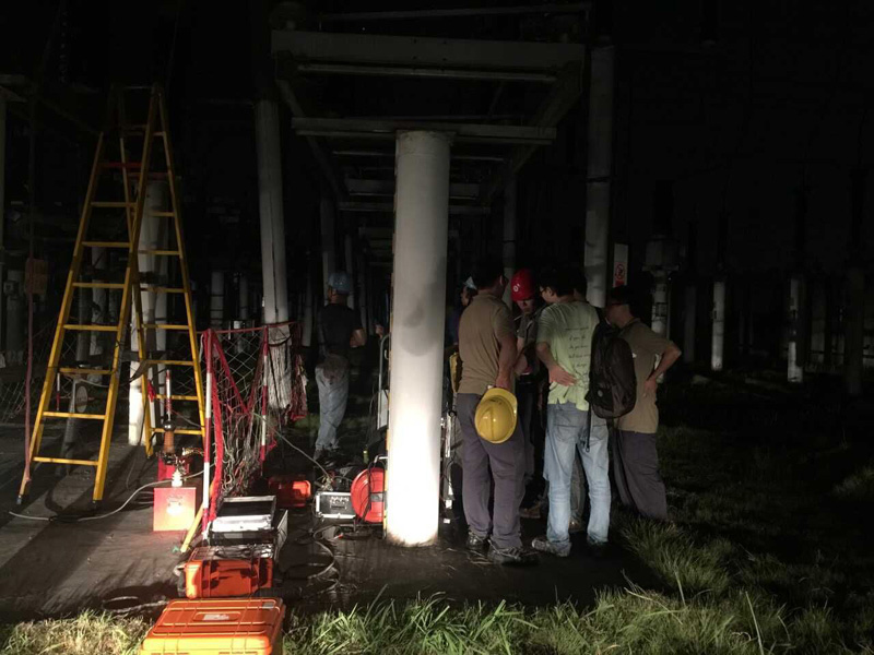 變電站工作現(xiàn)場